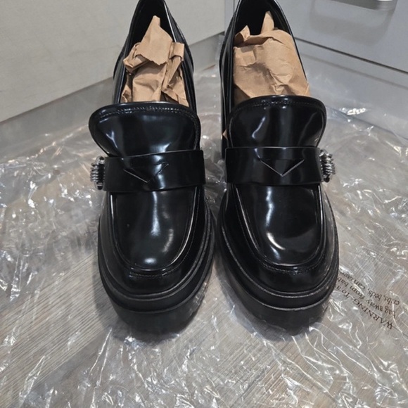 Gianni Bini Glossy Black Heels - Picture 1 of 6